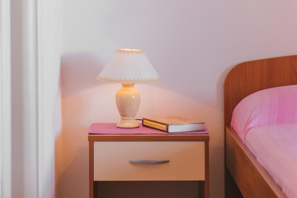 Apartments Dada โอมิช ห้อง รูปภาพ