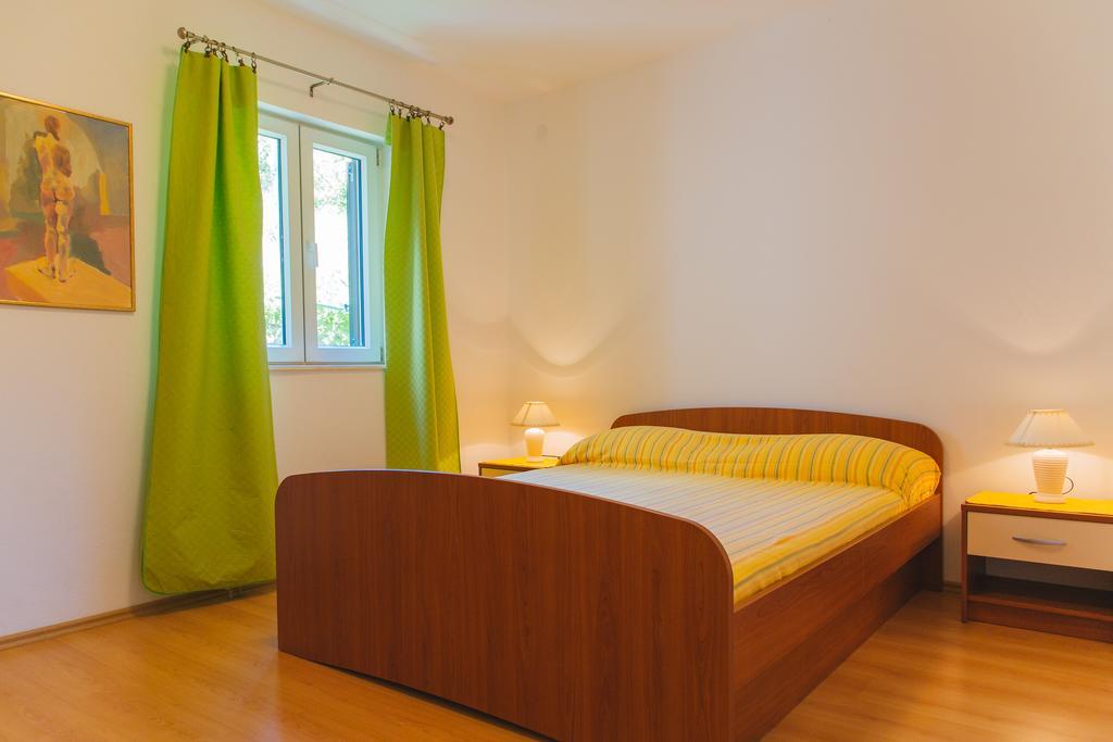 Apartments Dada โอมิช ห้อง รูปภาพ
